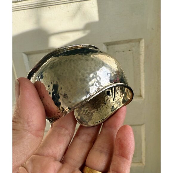 Vintage 90's Silpada Wavy Hammered 925 Silver Cuff Bracelet Bangle 50 grams - Picture 8 of 8